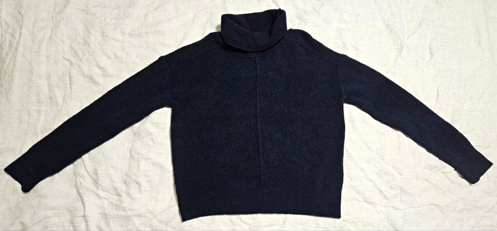 Banana Republic Turtleneck Sweater Women S Small Navy Blue Center Seam Knit